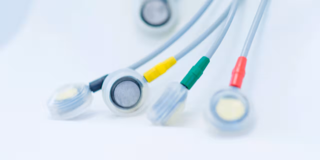 Elektroden eines EKGs